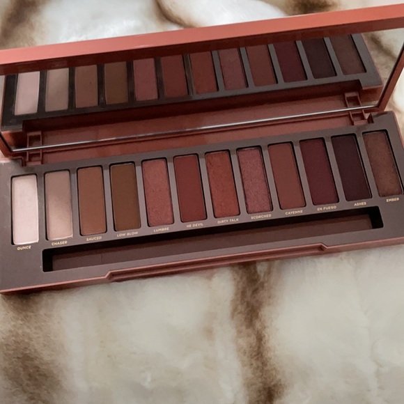 URBAN DECAY NAKED HEAT PALETTE - Picture 3 of 6
